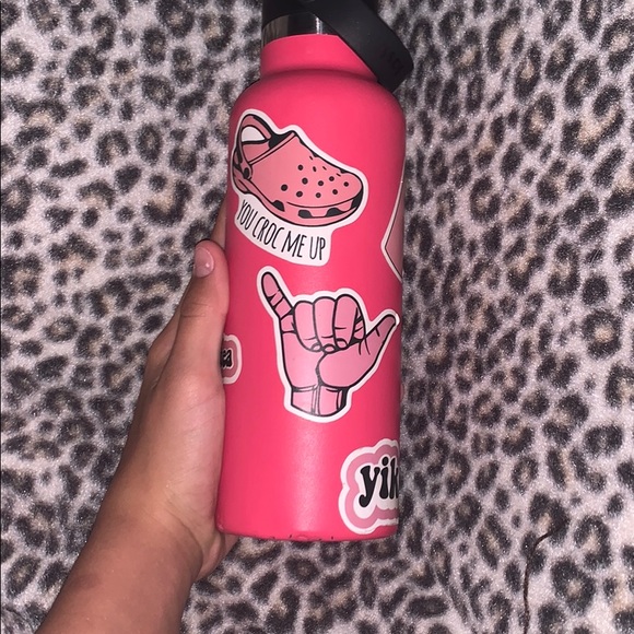 I am selling it because I have no use in it - Picture 2 of 4